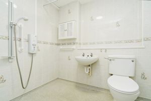 BATHROOM- click for photo gallery